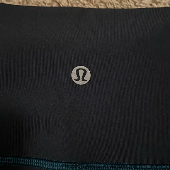 Lululemon wunder under special edition size 6 - Picture 5 of 5